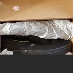 Vans classic slip on shoes NWT
